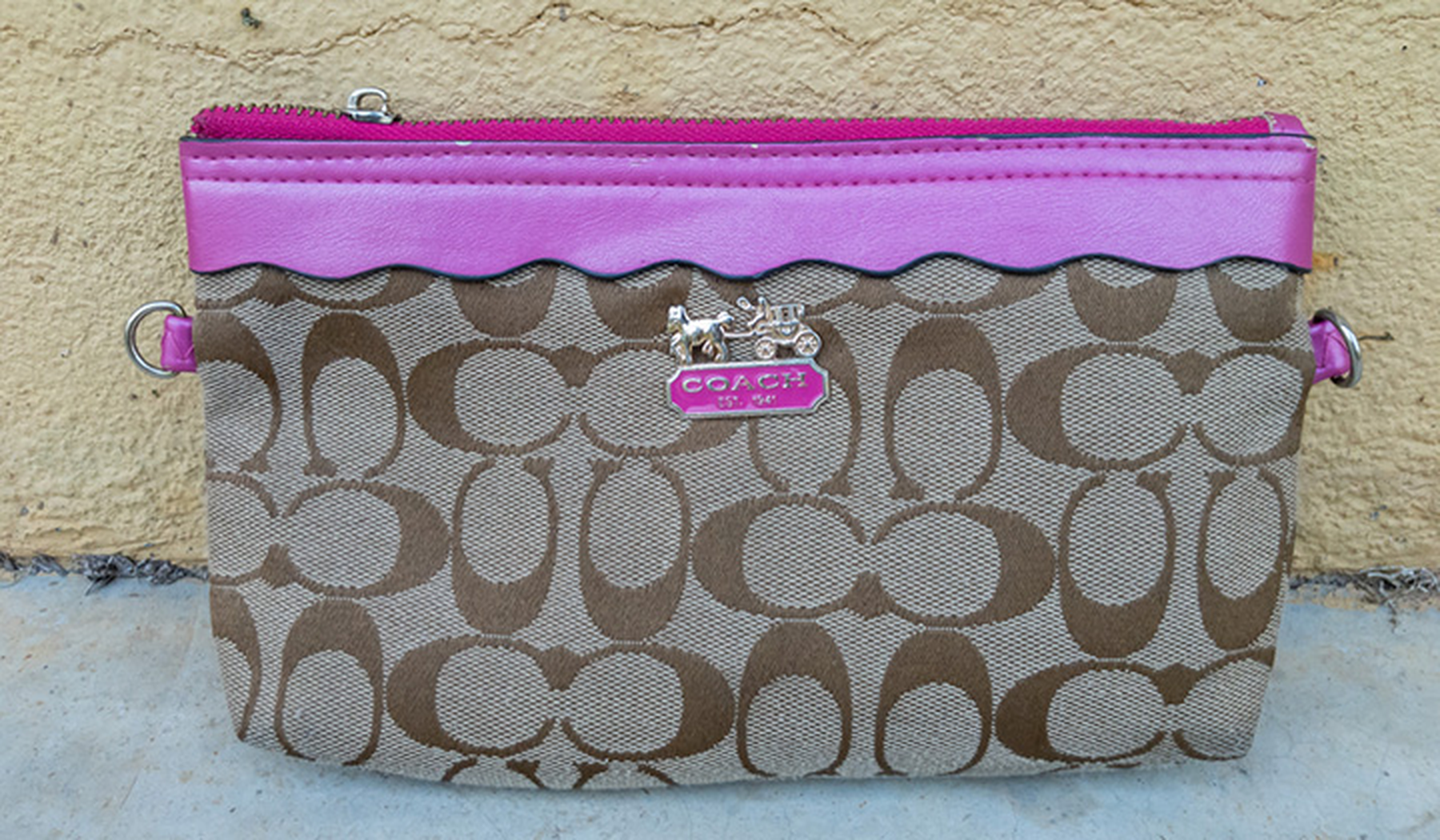 Coach purse with pink leather